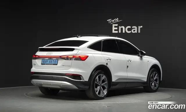 Audi Q4 e-tron 2023 0.2 АКПП, миниатюра 2