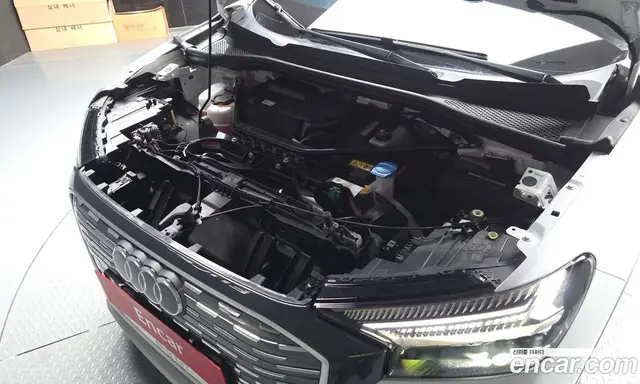 Audi Q4 e-tron 2023 0.2 АКПП, миниатюра 6