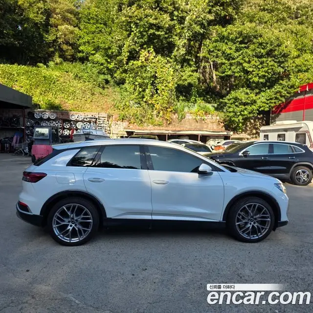 Audi Q4 e-tron 2025 0.2 АКПП, миниатюра 7