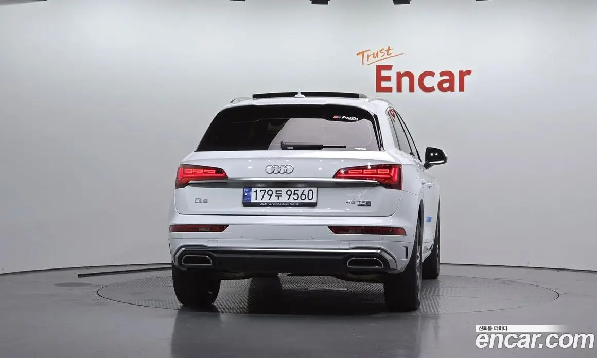 Audi Q5 2023 2.0 АКПП, фото 4