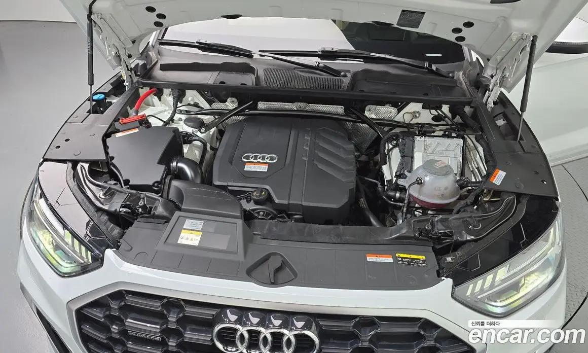 Audi Q5 2023 2.0 АКПП, фото 6