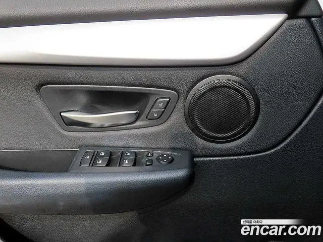 BMW 2 серия 2016 2.0 АКПП, миниатюра 11