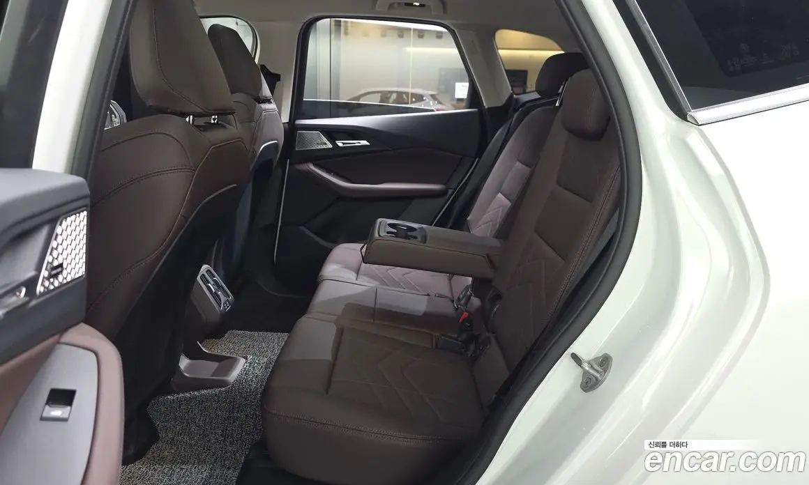 BMW 2 серия 2024 2.0 АКПП, фото 17