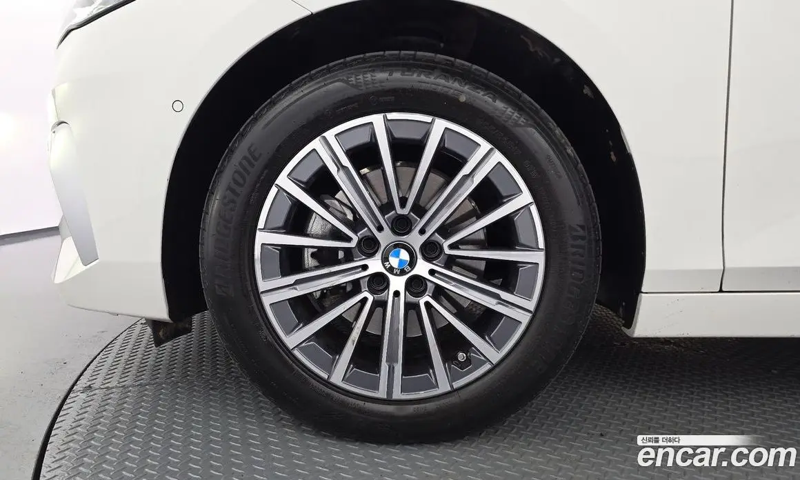BMW 2 серия 2024 2.0 АКПП, фото 5