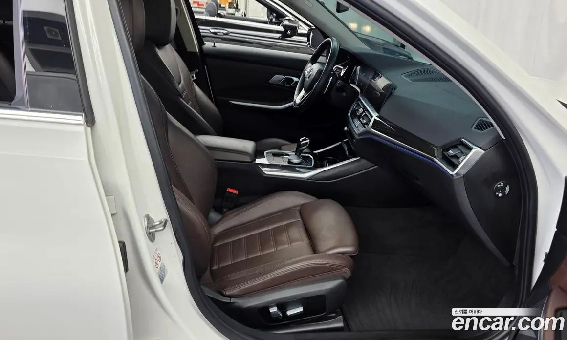 BMW 3 серия 2021 2.0 АКПП, фото 17
