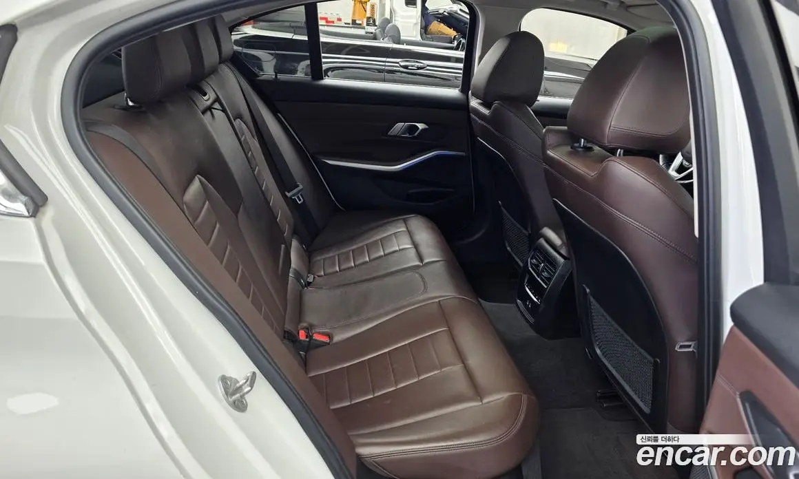 BMW 3 серия 2021 2.0 АКПП, фото 18