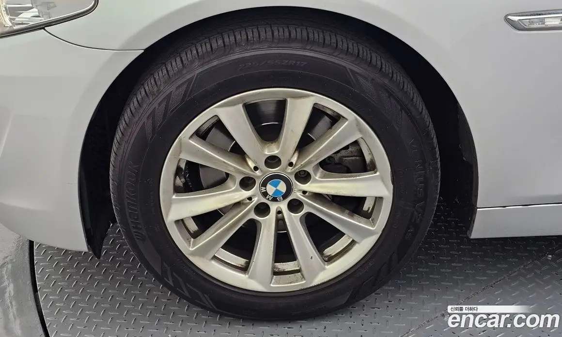 BMW 5 серия 2011 2.0 АКПП, фото 5