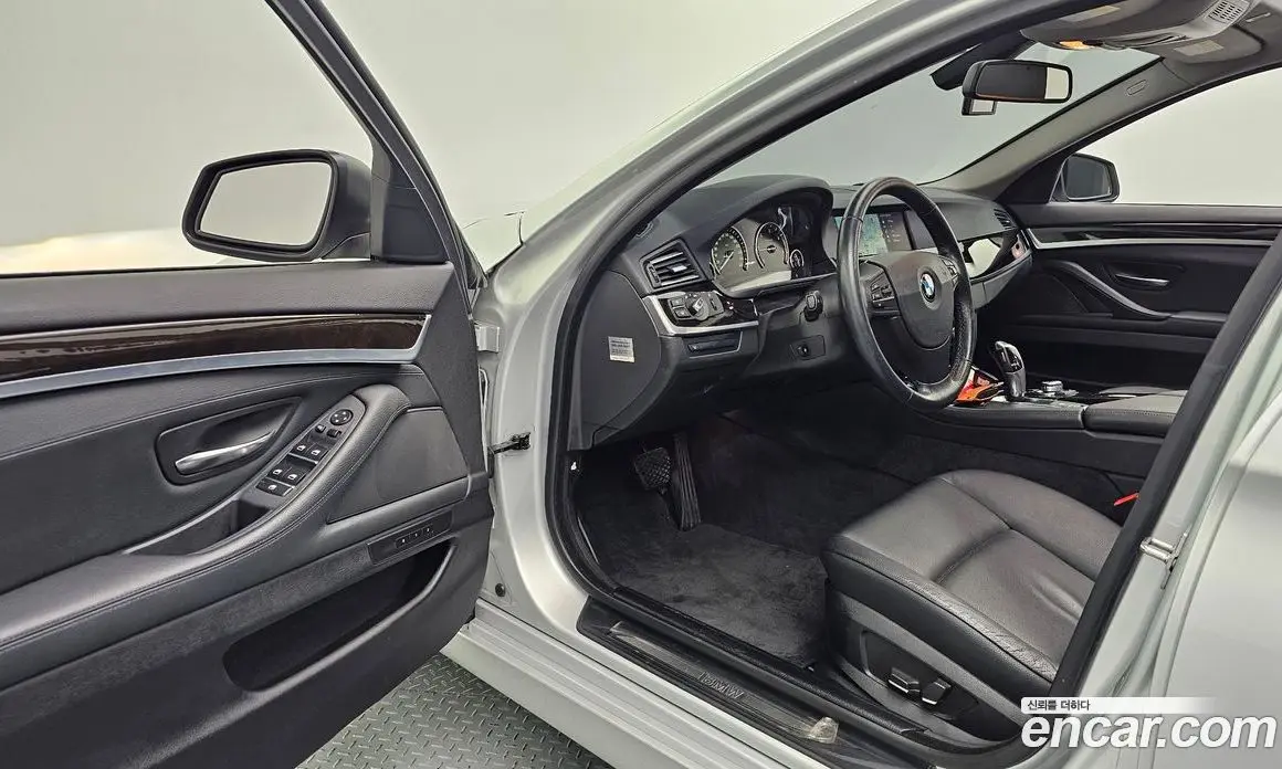 BMW 5 серия 2011 2.0 АКПП, фото 10