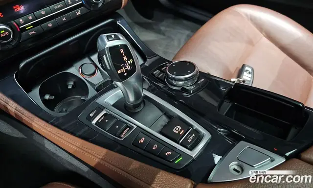 BMW 5 серия 2016 2.0 АКПП, миниатюра 9 BMW 5 серия 2016 2.0 АКПП, миниатюра 9