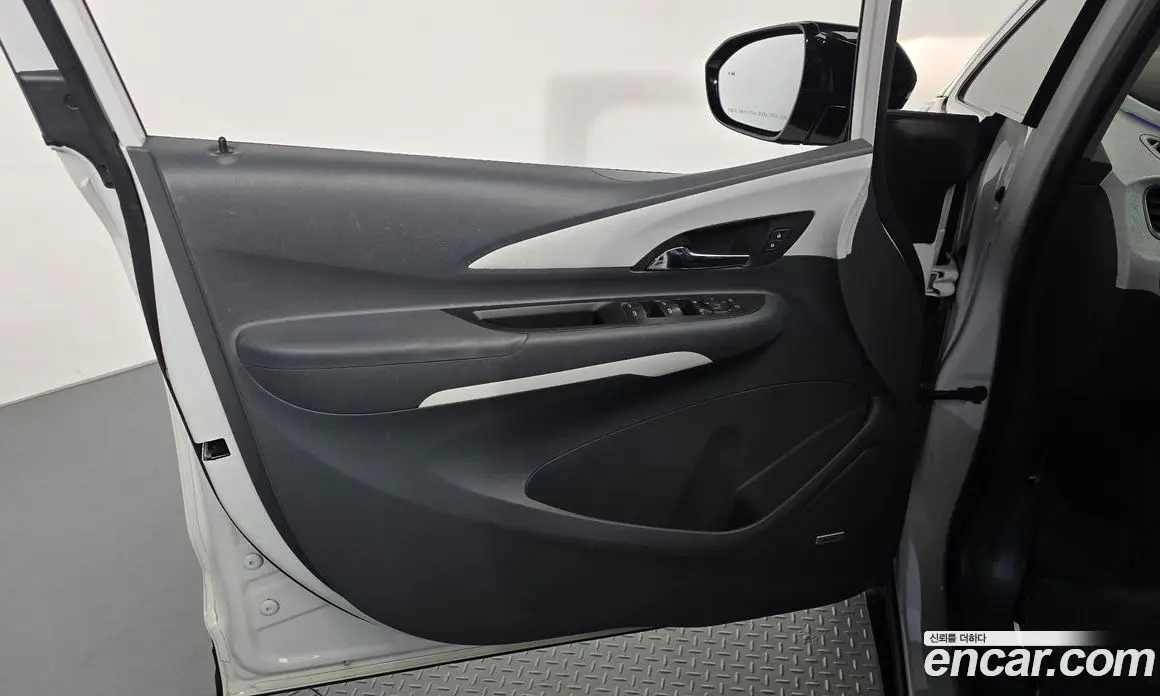 Chevrolet Bolt EV 2018 0.3 АКПП, фото 13