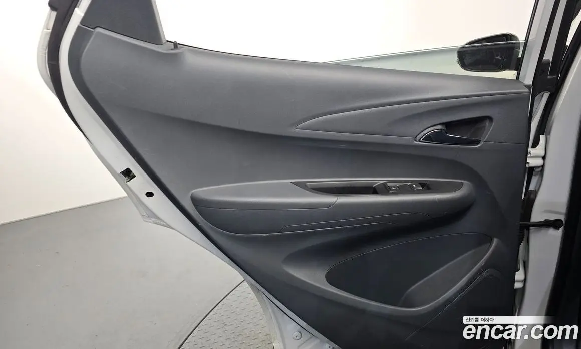 Chevrolet Bolt EV 2018 0.3 АКПП, фото 14