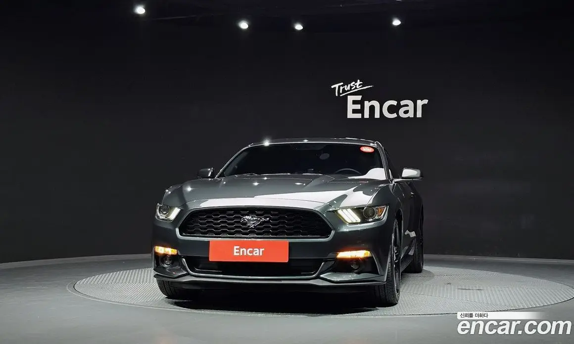 Ford Mustang 2016 2.3 АКПП, фото 3