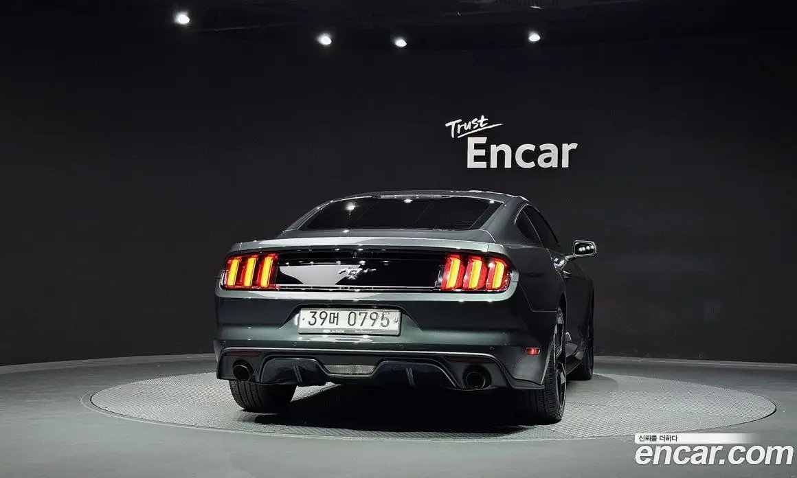 Ford Mustang 2016 2.3 АКПП, фото 4