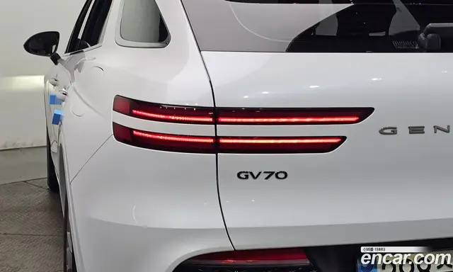 Genesis GV70 2023 2.5 АКПП, миниатюра 9