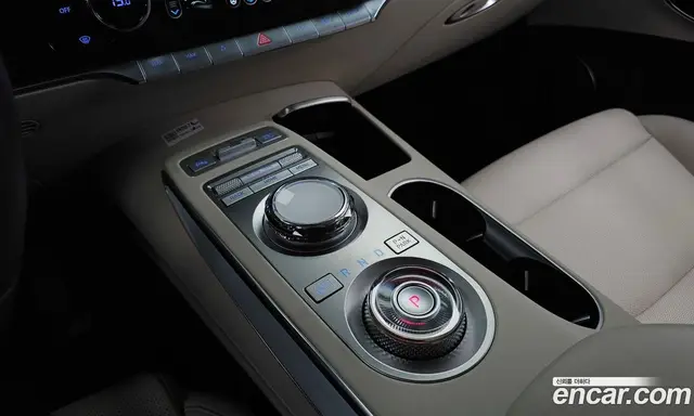 Genesis GV70 2023 2.5 АКПП, миниатюра 9 Genesis GV70 2023 2.5 АКПП, миниатюра 9