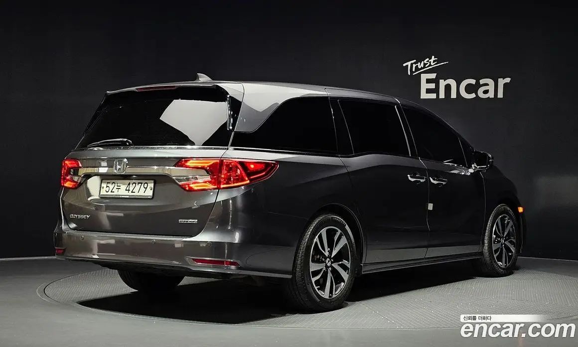 Honda Odyssey 2017 3.5 АКПП, фото 2 Honda Odyssey 2017 3.5 АКПП, фото 2