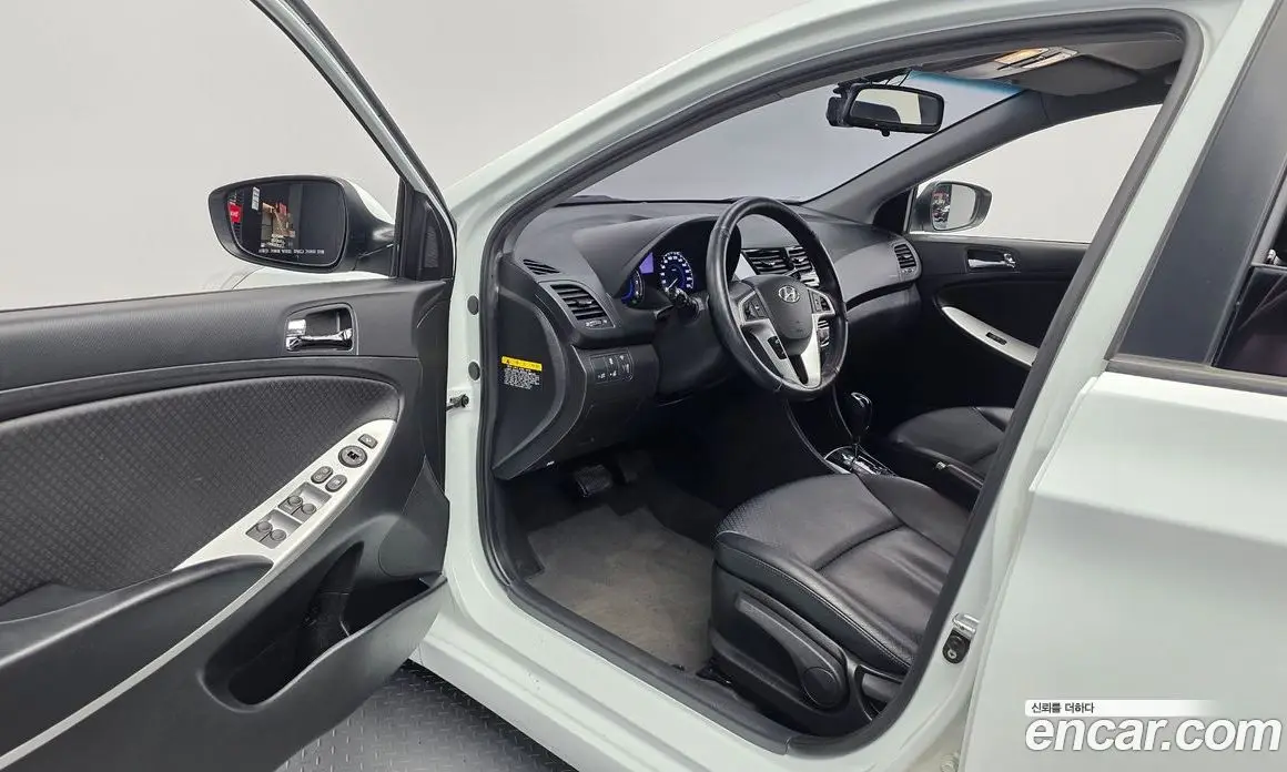 Hyundai Accent 2012 1.6 АКПП, фото 12
