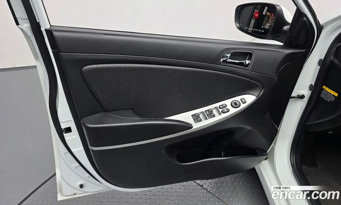 Hyundai Accent 2012 1.6 АКПП, фото 13