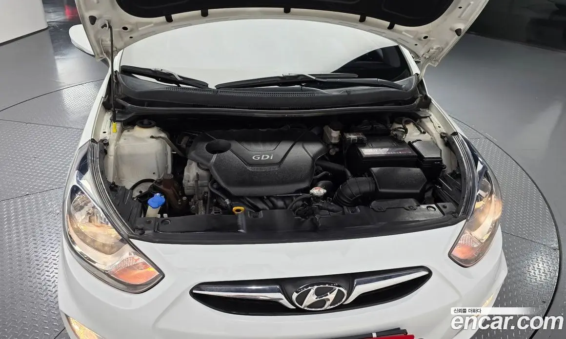 Hyundai Accent 2012 1.6 АКПП, фото 5