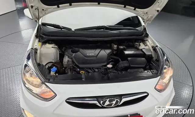 Hyundai Accent 2012 1.6 АКПП, миниатюра 5