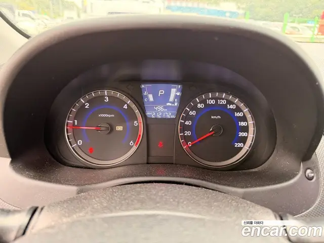 Hyundai Accent 2012 1.6 АКПП, миниатюра 10