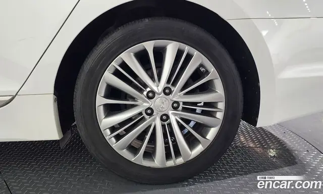 Hyundai Aslan 2015 3.0 АКПП, миниатюра 6