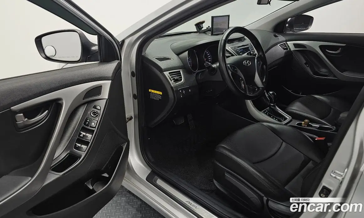 Hyundai Avante 2015 1.6 АКПП, фото 11