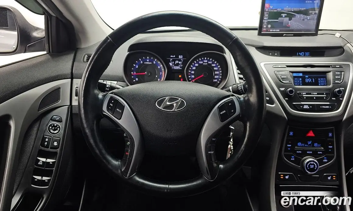 Hyundai Avante 2015 1.6 АКПП, фото 13