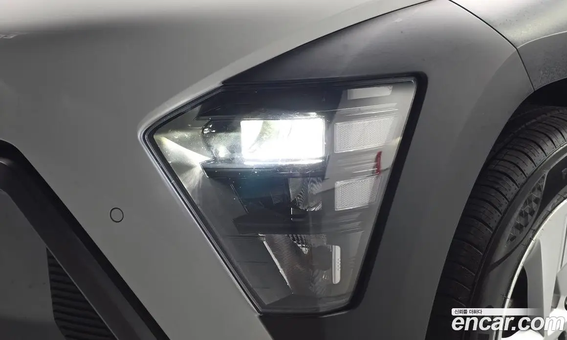 Hyundai Kona 2023 1.6 АКПП, фото 8