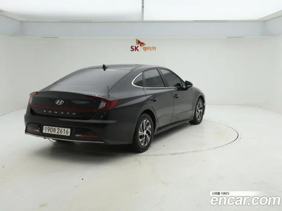 Hyundai Sonata 2023 2.0 АКПП, фото 3