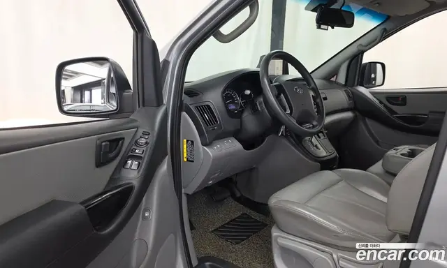 Hyundai Starex 2018 2.5 АКПП, миниатюра 10
