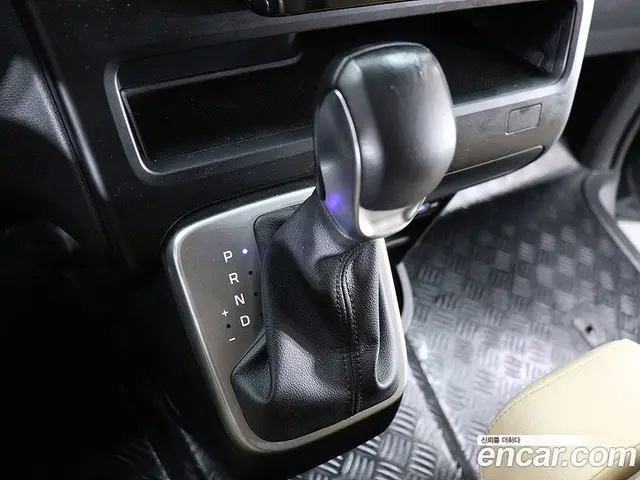 Hyundai Staria 2021 2.2 АКПП, миниатюра 11