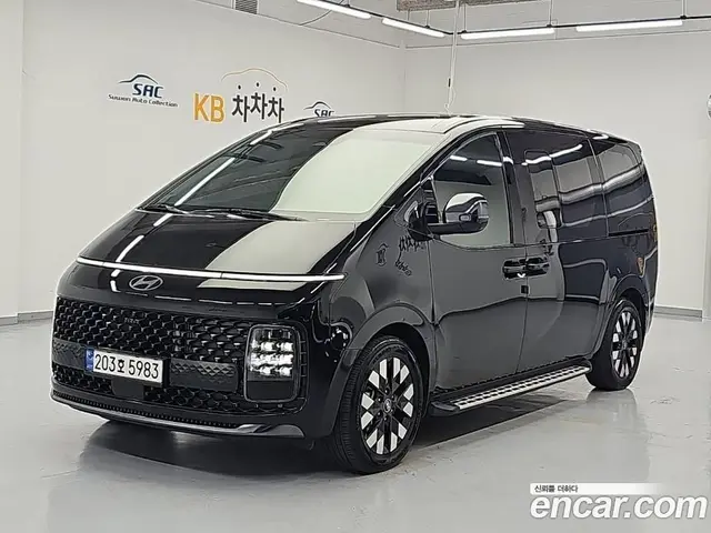 Hyundai Staria, 2024, 130 593 км