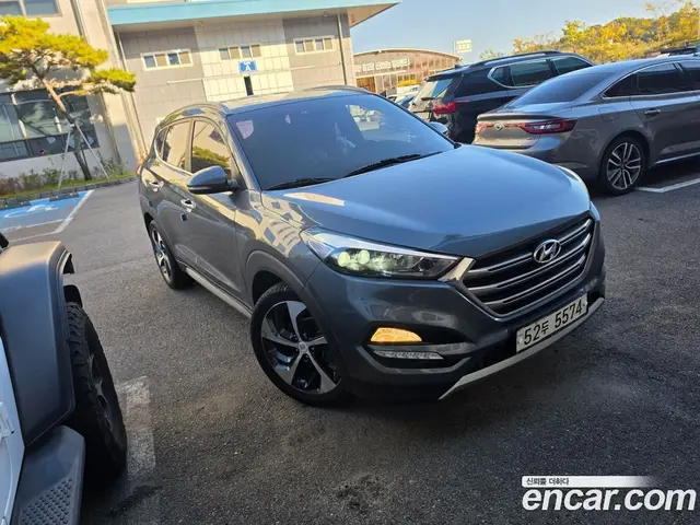 Hyundai Tucson 2017 2.0 АКПП, миниатюра 3