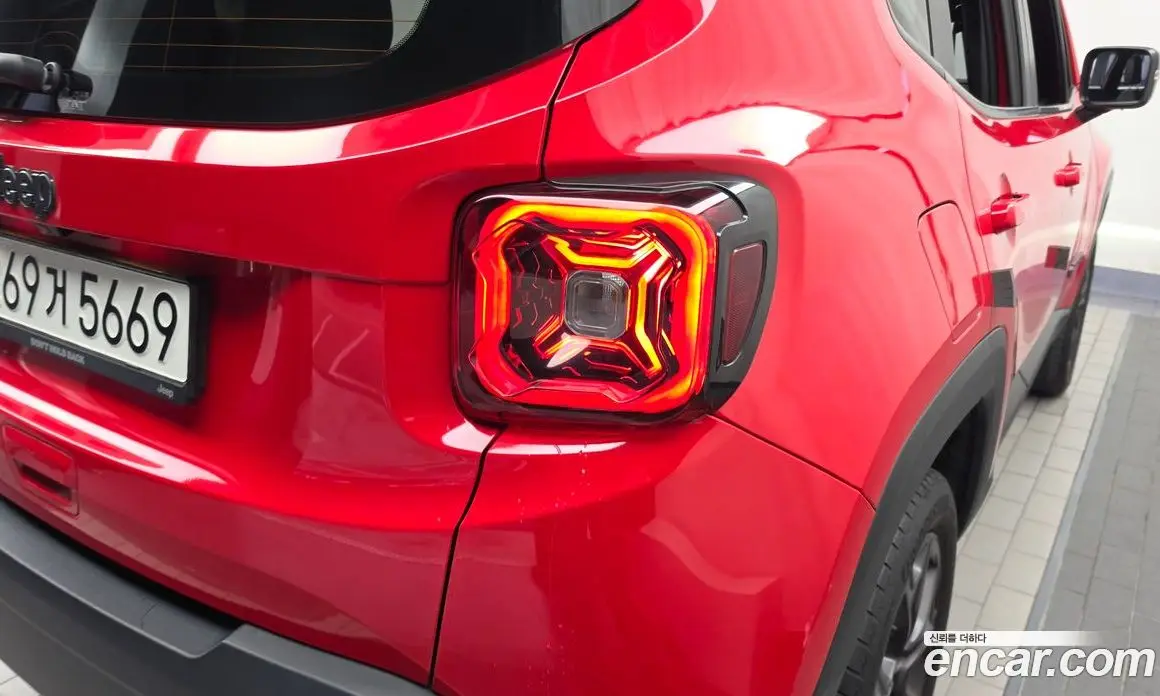 Jeep Renegade 2021 2.4 АКПП, фото 9