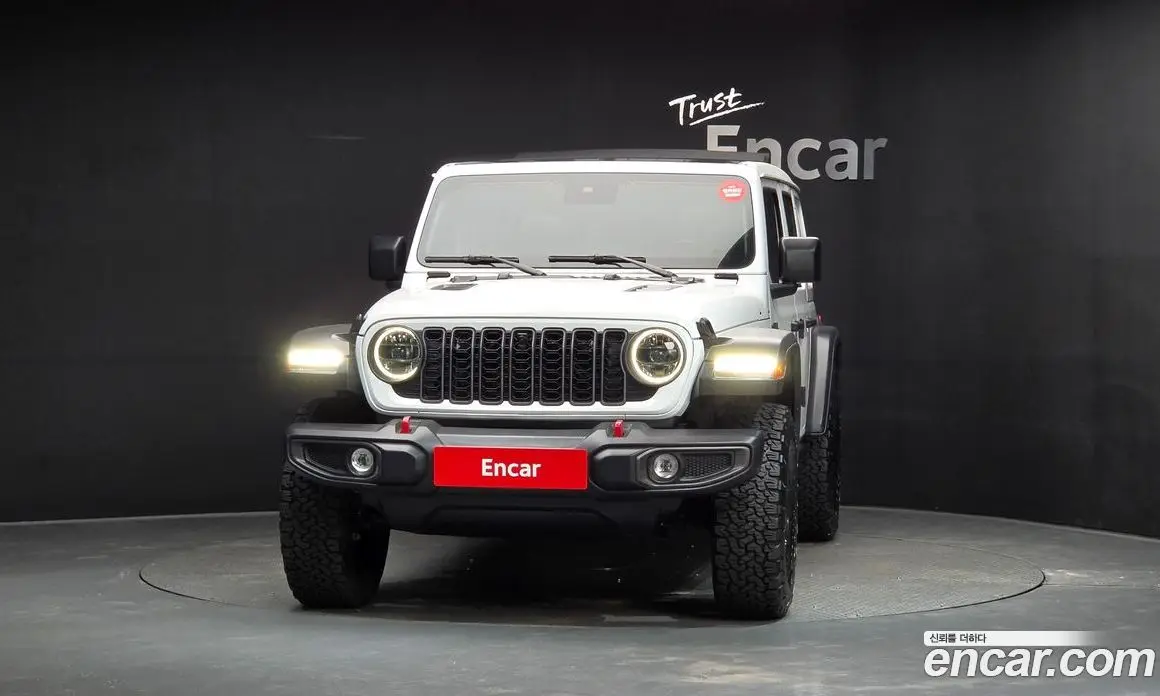 Jeep Wrangler 2024 2.0 АКПП, фото 3
