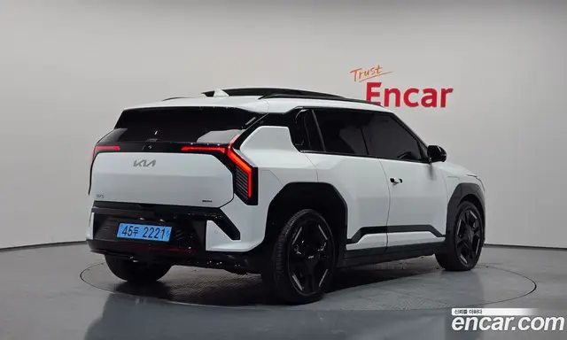 Kia EV3, 2025, 69 347 км
