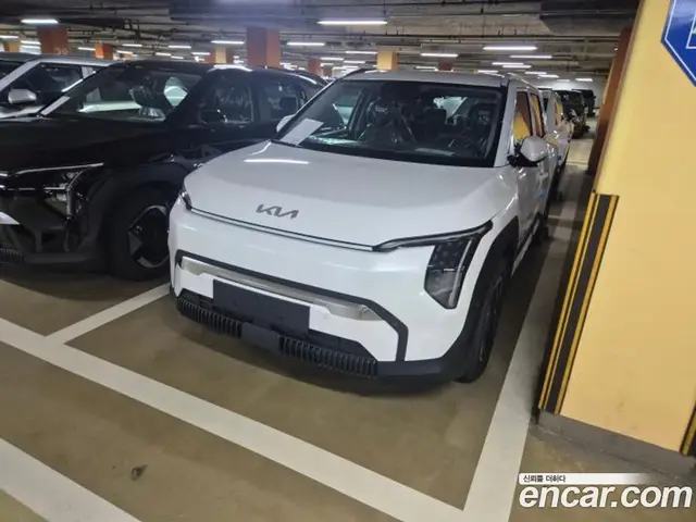 Kia EV3 2026 АКПП, миниатюра 3 Kia EV3 2026 АКПП, миниатюра 3