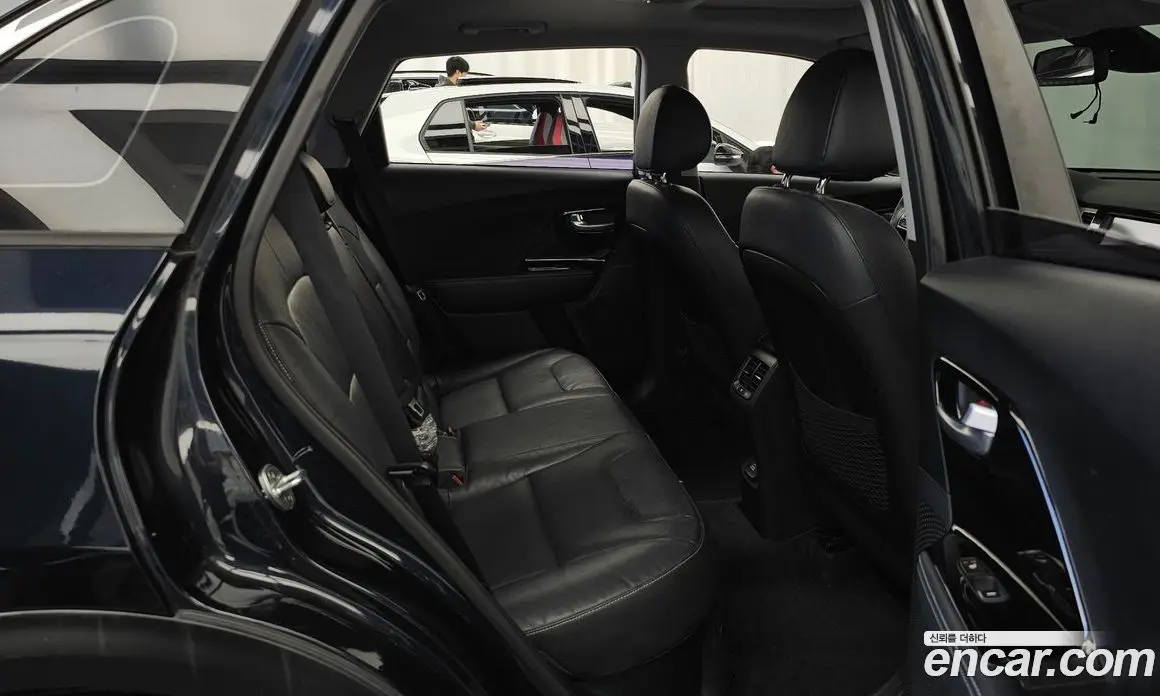 Kia Niro 2016 1.6 АКПП, фото 18