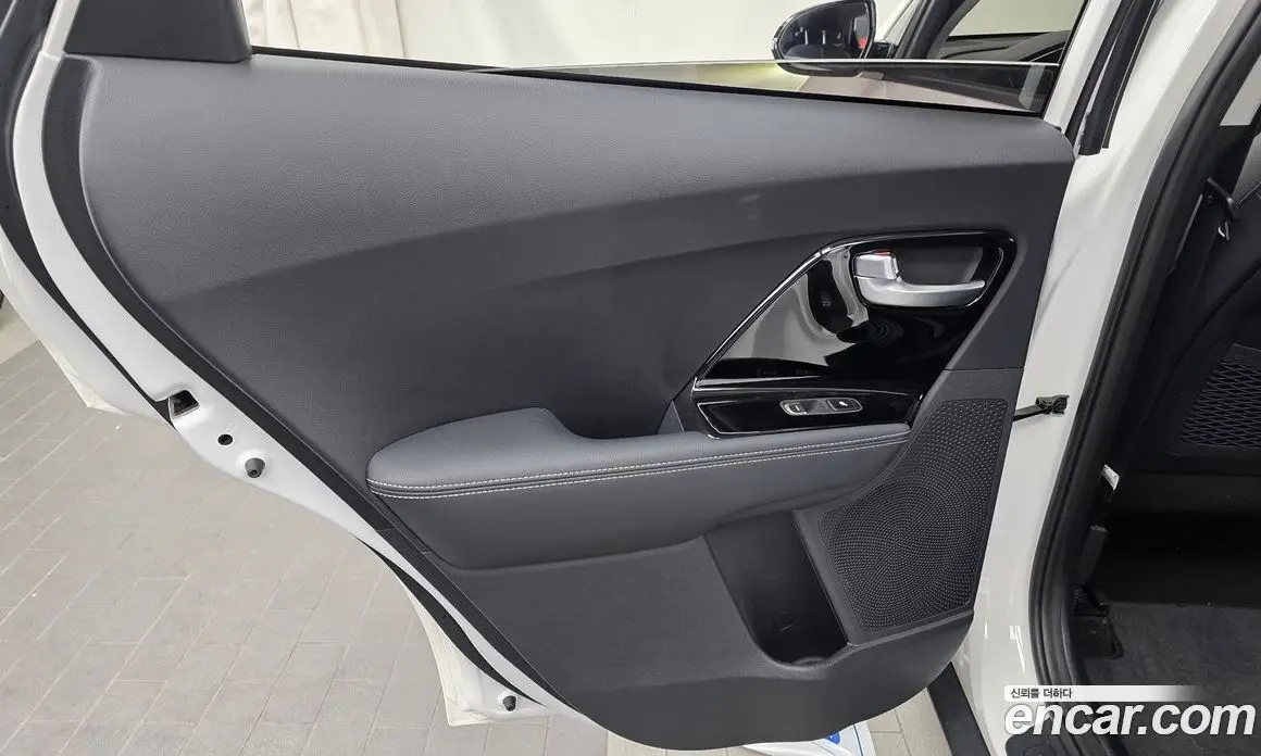 Kia Niro 2021 1.6 АКПП, фото 15