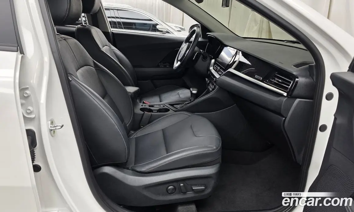 Kia Niro 2021 1.6 АКПП, фото 16