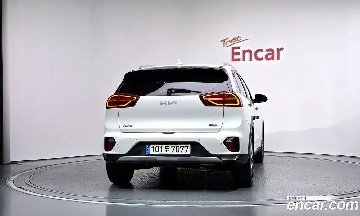 Kia Niro 2021 1.6 АКПП, фото 4