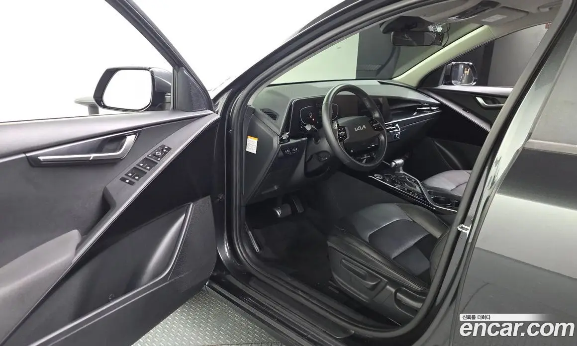 Kia Niro 2022 1.6 АКПП, фото 13