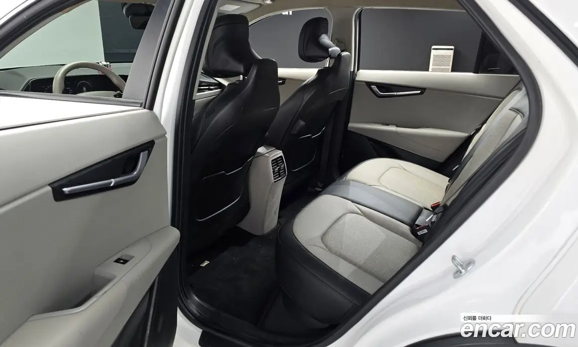 Kia Niro 2022 0.2 АКПП, фото 11