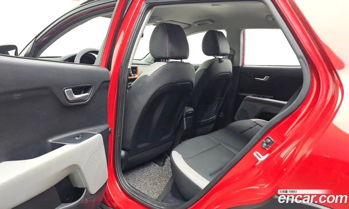 Kia Stonic 2018 1.6 АКПП, фото 16