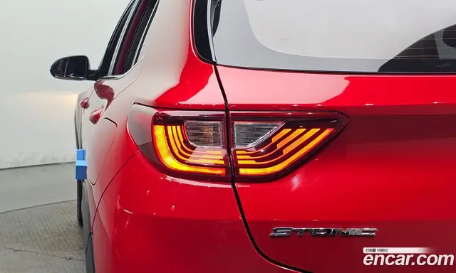 Kia Stonic 2018 1.6 АКПП, миниатюра 9