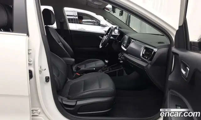 Kia Stonic 2018 1.4 АКПП, миниатюра 11