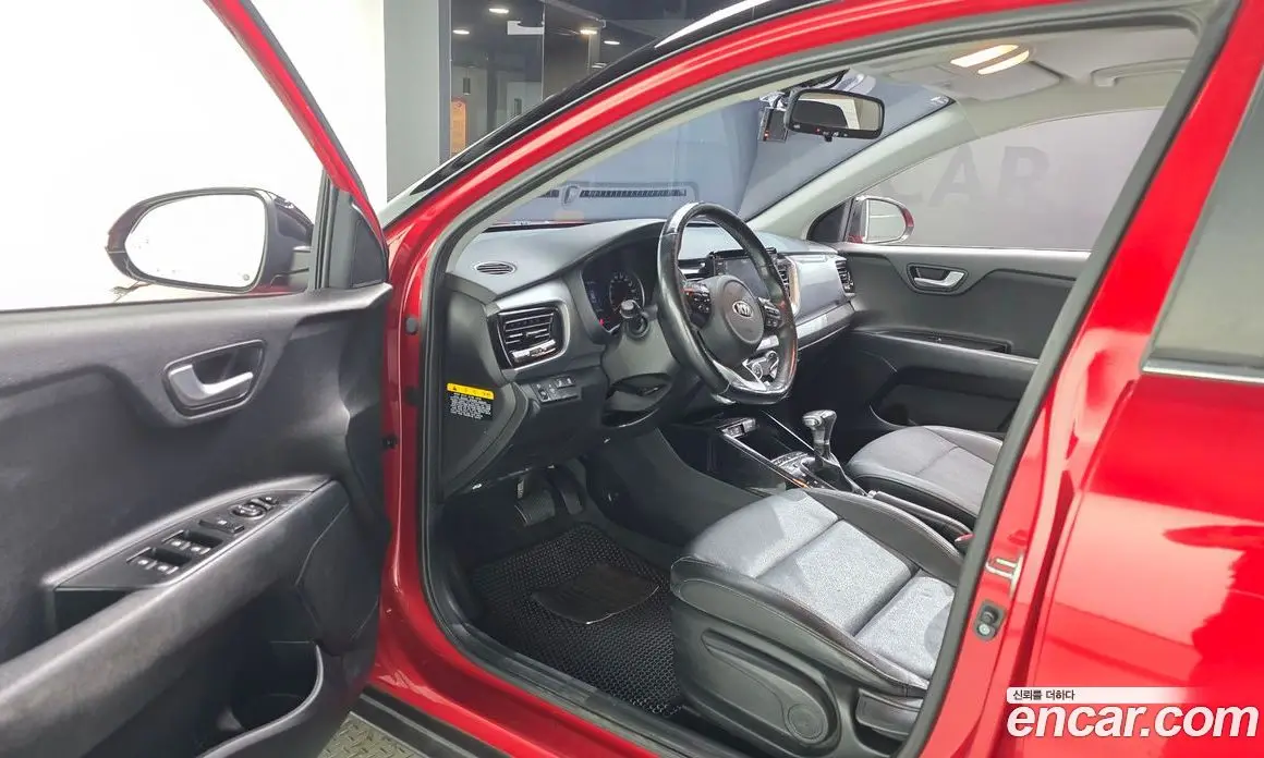 Kia Stonic 2019 1.6 АКПП, фото 10