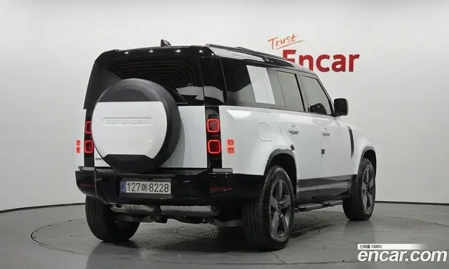 Land Rover Defender 2025 3.0 АКПП, миниатюра 2 Land Rover Defender 2025 3.0 АКПП, миниатюра 2