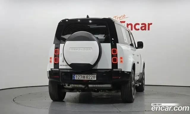 Land Rover Defender 2025 3.0 АКПП, миниатюра 4 Land Rover Defender 2025 3.0 АКПП, миниатюра 4